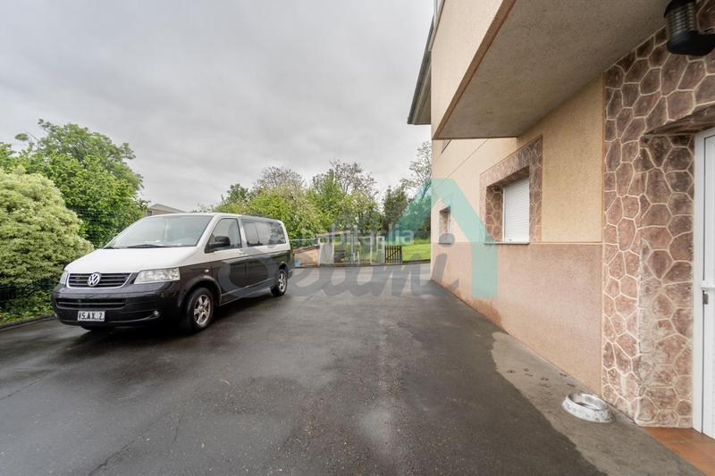 Foto 4b9db761-e4e3-42de-99f9-2a1d03cd6e5d. Haus mit heizung parking in Parroquias Sur - La Manjoya Oviedo