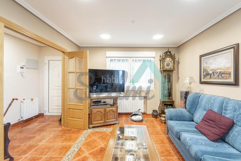 Foto 8371fd45-930d-4a38-96de-3a3a8e790a27. Haus mit heizung parking in Parroquias Sur - La Manjoya Oviedo