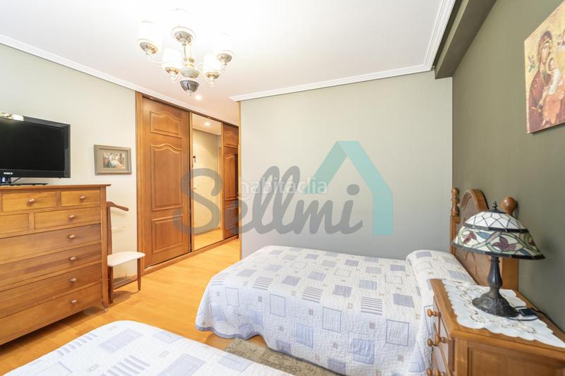 Foto 9e19b106-8a30-4865-9ed2-12a059245f72. Haus mit heizung parking in Parroquias Sur - La Manjoya Oviedo