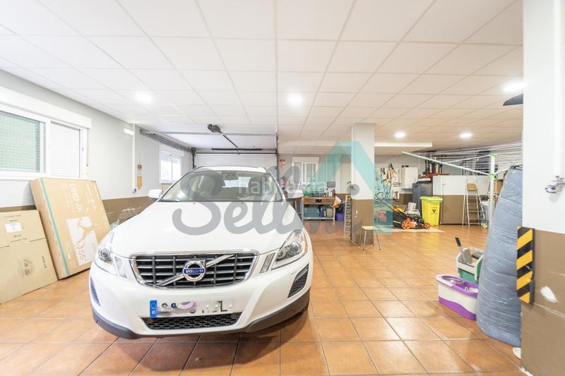 Foto d3625f11-b3bf-405e-a572-e1cdc031eb6b. Haus mit heizung parking in Parroquias Sur - La Manjoya Oviedo