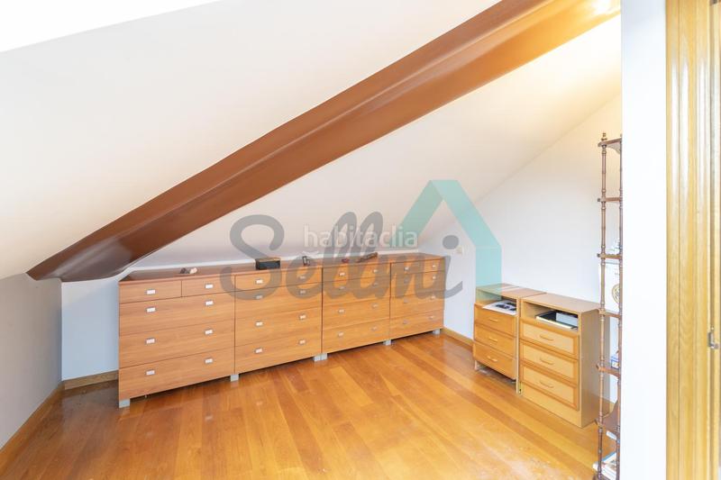 Foto ecfa6a6a-03e0-4467-9872-bda950316629. Haus mit heizung parking in Parroquias Sur - La Manjoya Oviedo