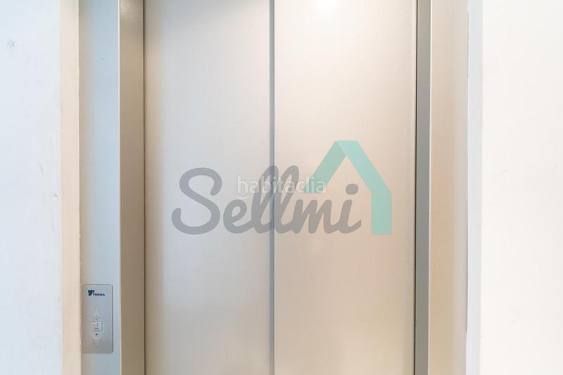 Foto d2745f9b-9476-434f-aa5e-41c3ae417331. Piso en Franco (El)