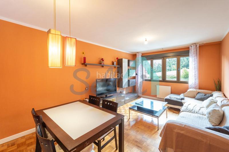 Foto ef1ba3ea-76e9-448d-b7a6-b80b97249123. Appartement avec chauffage parking dans Vallobín Oviedo