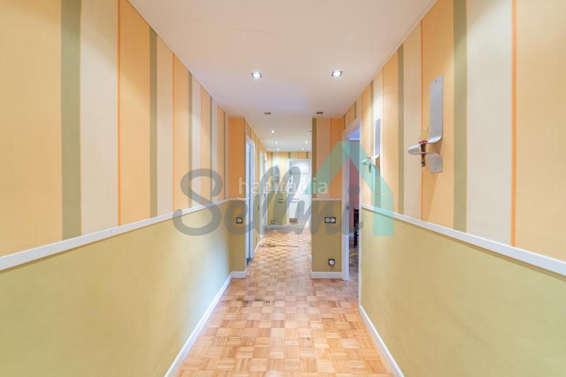 Foto a8a710a6-f2bf-4426-8d98-73930b630229. Etagenwohnung mit heizung parking in Vallobín Oviedo