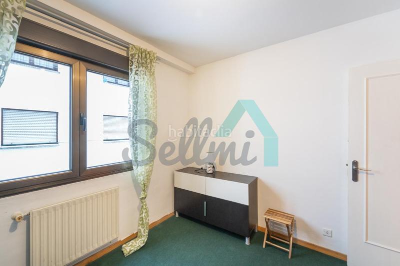 Foto c410b74a-5e2a-4fd7-88a2-302b58d11871. Flat with heating parking in Vallobín Oviedo