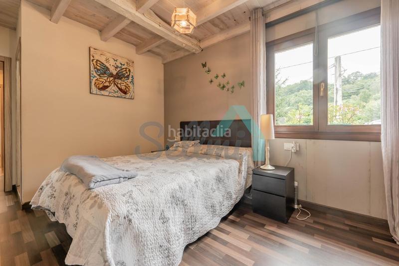 Foto a8d2f774-2453-45e6-aa64-515ee1d1009d. Casa en Sobrescobio