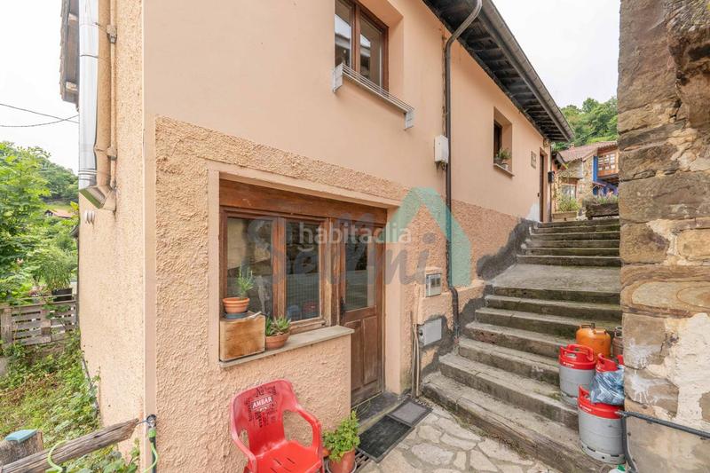 Foto 171d40bc-1a53-4d8d-a574-b100a5a7c6c3. Haus mit heizung in Sobrescobio