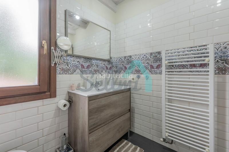 Foto 608a7ca6-2a6f-42ed-bdb3-7e7683b6076f. Haus mit heizung in Sobrescobio