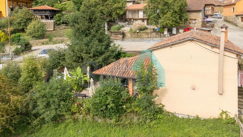 Foto 76895798-9616-43bb-baef-1050fbd78c0b. Haus mit heizung in Sobrescobio