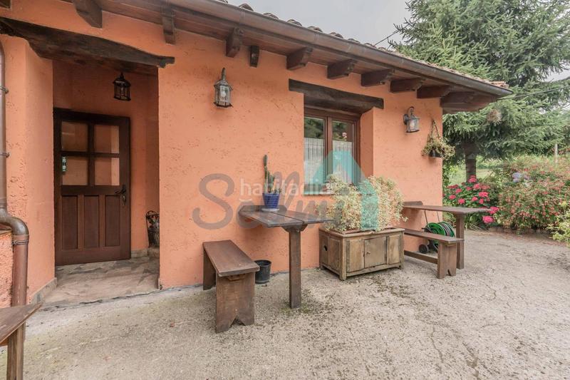 Foto 8a70d1c7-6cd9-452d-b430-e439c3e998c2. Haus mit heizung in Sobrescobio