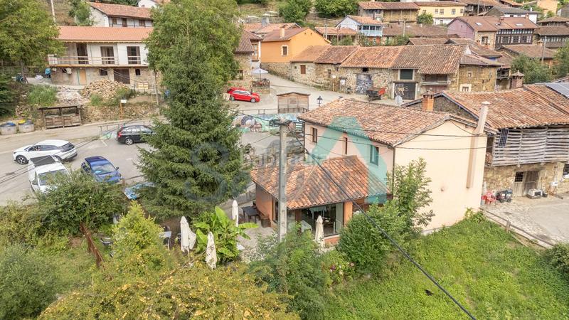 Foto 96c2cffc-1818-4ca5-8684-f8a626e6fc6a. Haus mit heizung in Sobrescobio