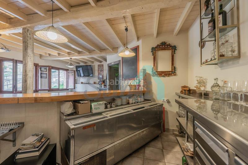 Foto a82afba3-8cc3-4d25-bc74-200c4b717fd7. Haus mit heizung in Sobrescobio