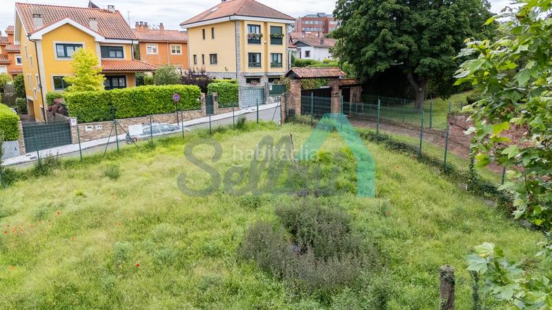 Foto 3304611e-49cf-49fa-9a65-ff1ec366ca24. Terreny residencial a Buenavista Oviedo