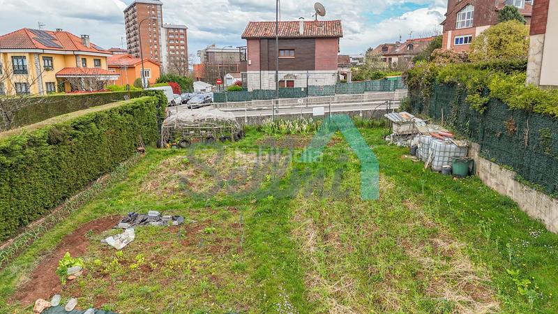 Foto bfce576f-8b7b-4eae-88ff-a75a64f33e27. Terreno residenziale in Buenavista Oviedo