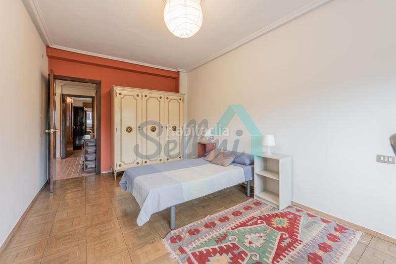 Foto 0e9c5519-dc73-4f6d-900a-2499b2656212. Appartamento con riscaldamento parcheggio in El Cristo Oviedo