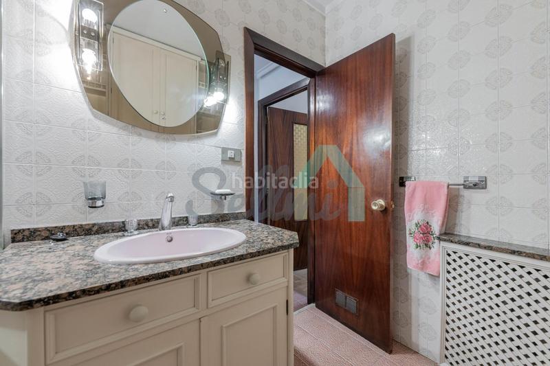 Foto ecafe0ee-5011-423b-9253-31bc15441892. Appartamento con riscaldamento parcheggio in El Cristo Oviedo
