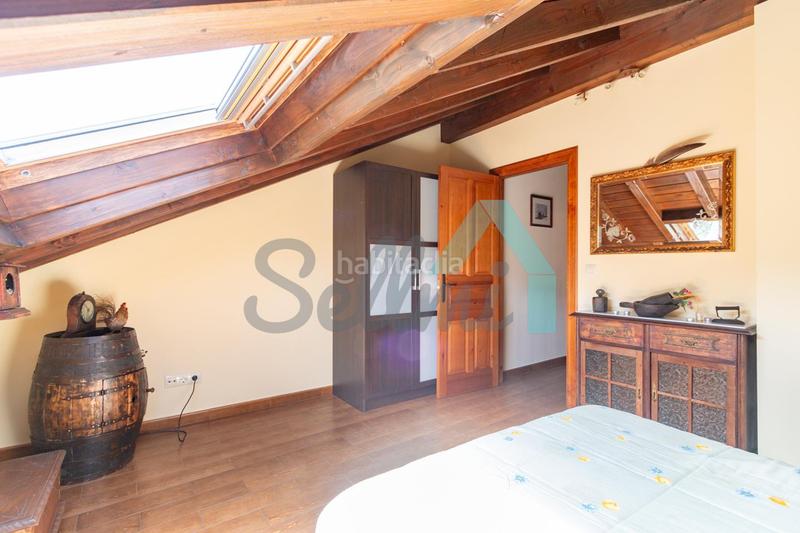 Foto 64b211a6-3f46-4b4c-8656-7efd37900b33. Zweistöckige wohnung mit heizung in Sobrescobio