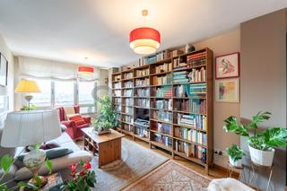 Zweistöckige Wohnung  Monte cerrau