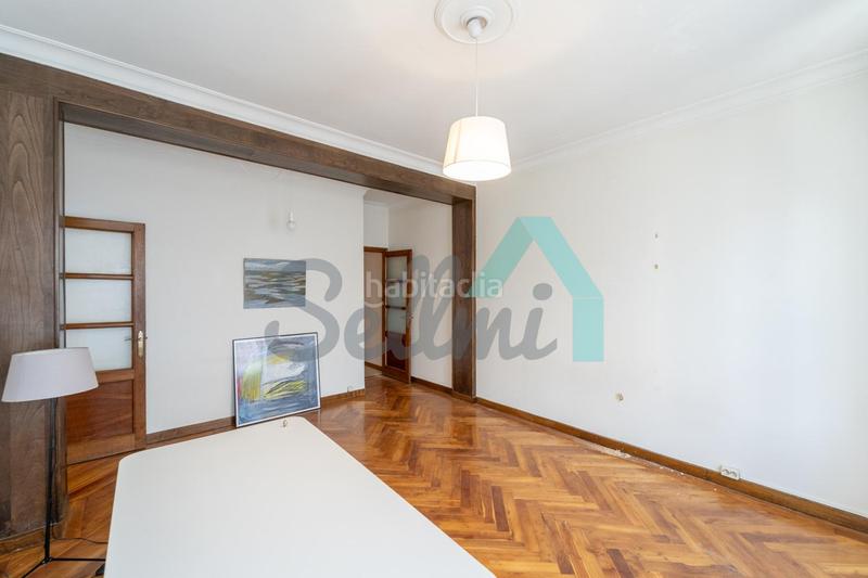 Foto 028dc5d1-4d8a-4d02-b2e4-9e6673e9c4f4. Location appartement avec chauffage parking dans Plaza de América Oviedo