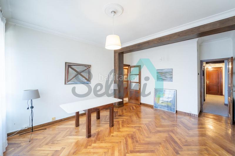 Foto 355e1f9b-135e-4e8f-bfde-720e0a76ddef. Location appartement avec chauffage parking dans Plaza de América Oviedo