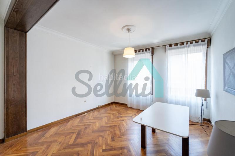 Foto 928b7892-dd76-4f93-a039-c21302cb3170. Location appartement avec chauffage parking dans Plaza de América Oviedo