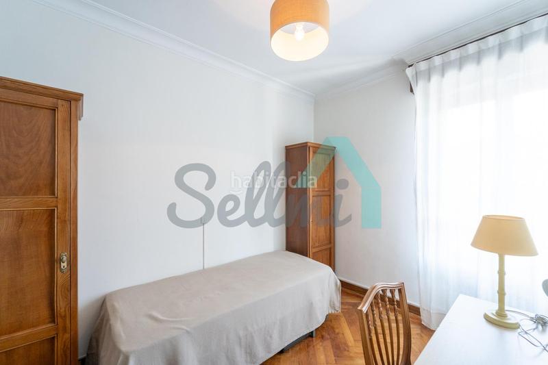 Foto 39190c2a-2ae7-4c64-b29a-d670f10493d8. Miete etagenwohnung mit heizung parking in Plaza de América Oviedo