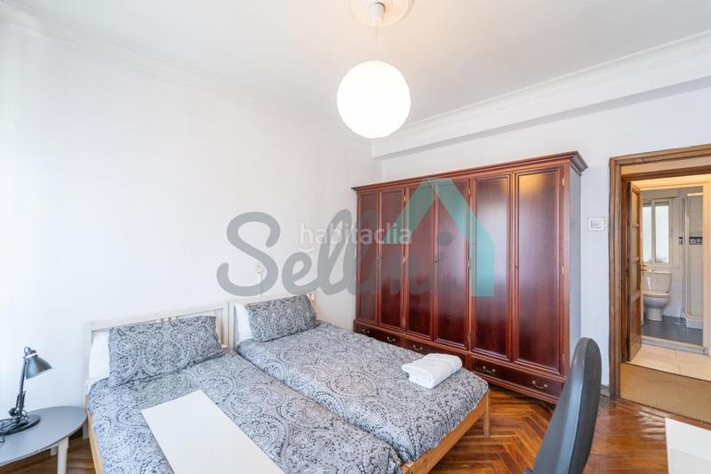 Foto 681fae23-b356-4d2a-a841-65e42a28d175. Rent flat with heating parking in Plaza de América Oviedo