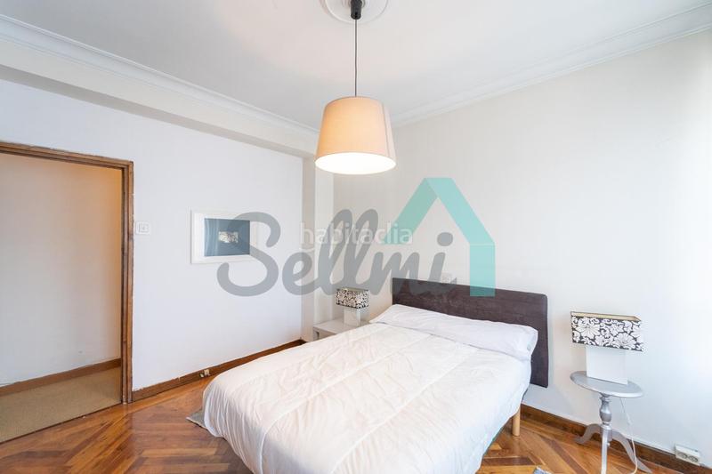 Foto 890288e8-36f9-4c63-a80e-cd5e30b9c6a7. Rent flat with heating parking in Plaza de América Oviedo