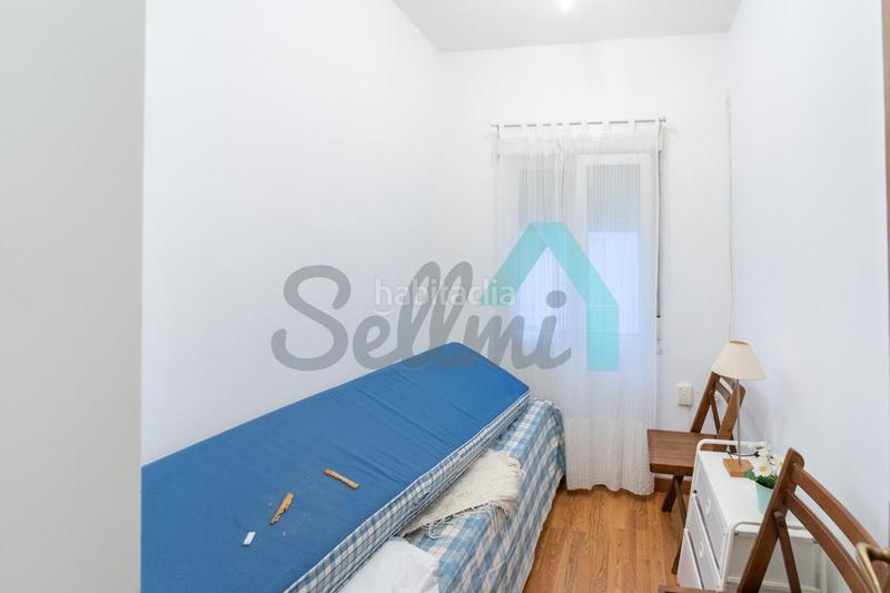 Foto e99ce583-4997-44a6-a359-00139ceb2bb9. Rent flat with heating parking in Plaza de América Oviedo