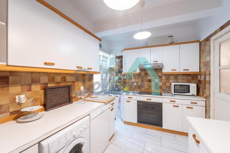 Foto 71c48941-897f-457e-9780-adcff9fd00c6. Alquiler piso en Plaza de América Oviedo