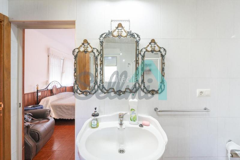 Foto 11cf9a61-fe1c-43d0-8d10-7da852a6df81. Casa con parcheggio in Bocines-Nembro-Cardo Gozón