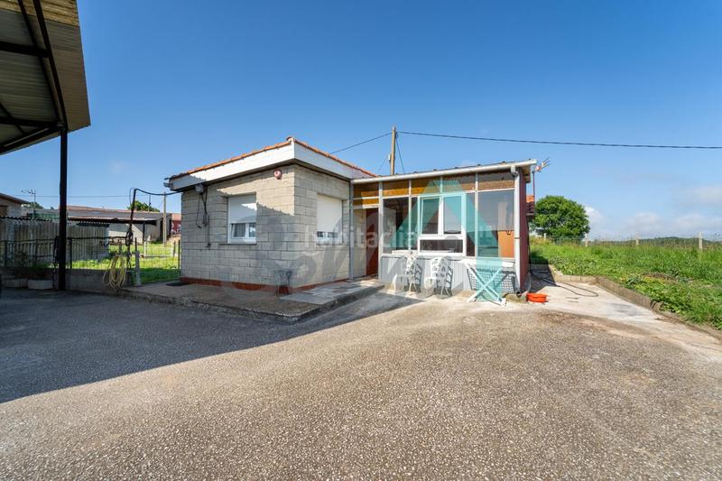 Foto 56e338aa-c916-4105-975f-4168f39174c8. Casa con parcheggio in Bocines-Nembro-Cardo Gozón