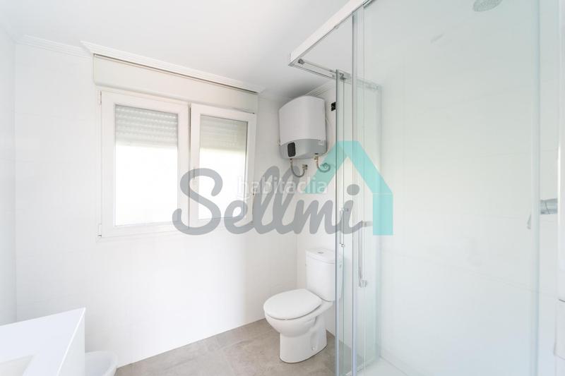 Foto 622b89d8-4044-4d72-bff3-ed2890d00d10. Casa con parcheggio in Bocines-Nembro-Cardo Gozón