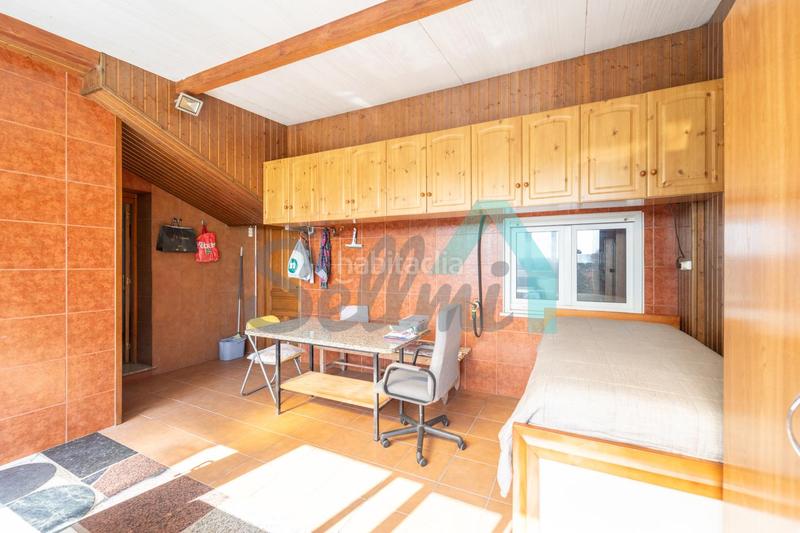 Foto b38af4dd-2abe-4959-a2a5-956c793f4865. Casa con parcheggio in Bocines-Nembro-Cardo Gozón