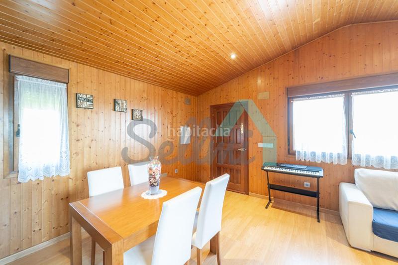 Foto beb57fde-8ed9-46ba-94f0-ba8953edcacd. Casa con parcheggio in Bocines-Nembro-Cardo Gozón