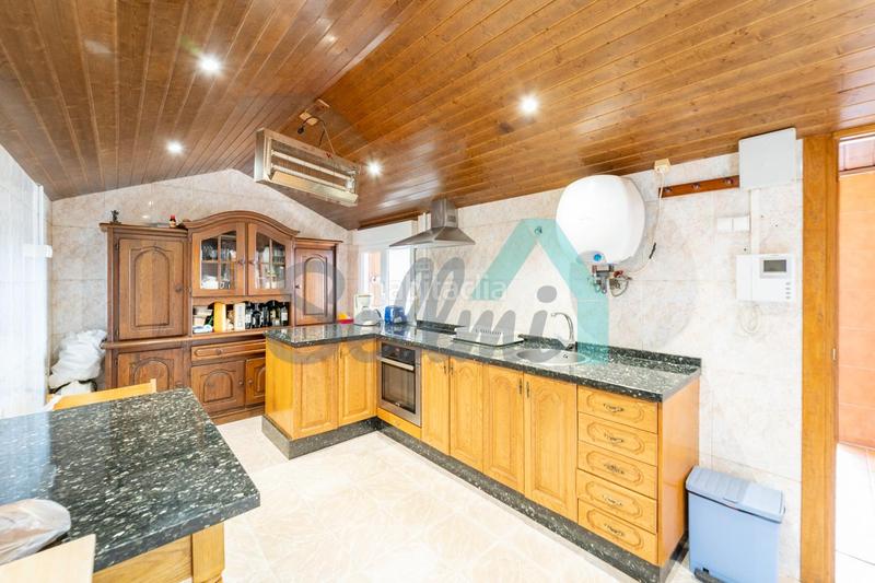 Foto f2da18ff-72d8-4158-8f25-36d8626d0ae6. Casa con parcheggio in Bocines-Nembro-Cardo Gozón