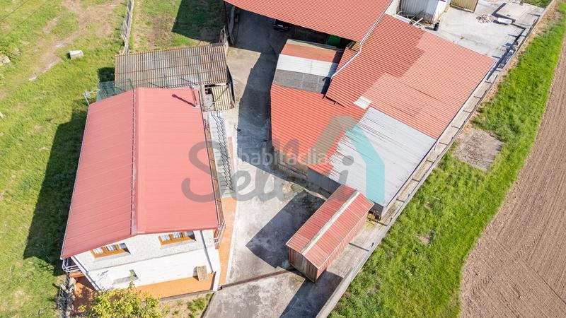 Foto 594ab061-be9a-4433-8d2e-c35ff4da478e. Haus mit parking in Bocines-Nembro-Cardo Gozón