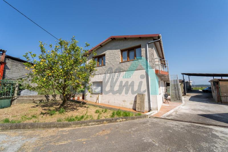 Foto 61c52439-bd57-4f72-9e51-fc28208df905. Haus mit parking in Bocines-Nembro-Cardo Gozón