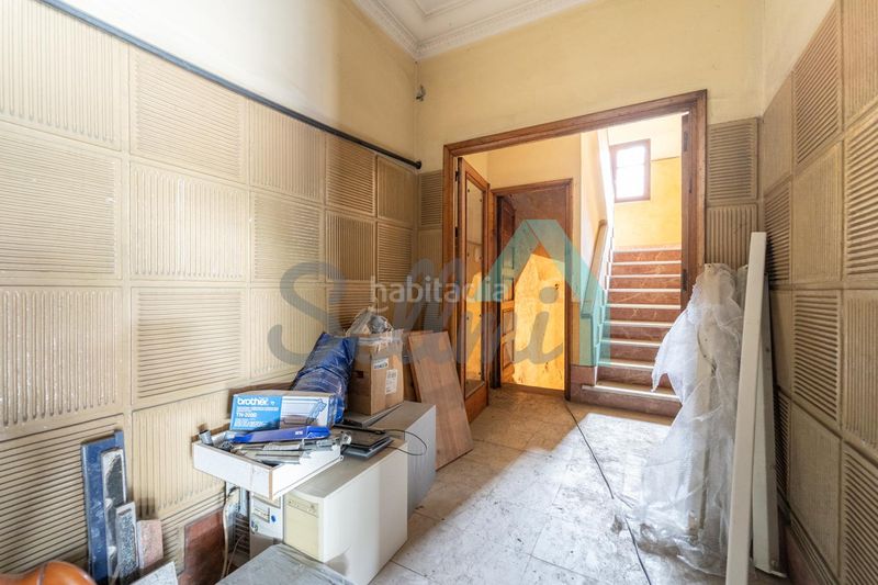 Foto 56e515dc-a82d-4e4b-8d90-c6f6953a0137. Edificio en Sama Langreo