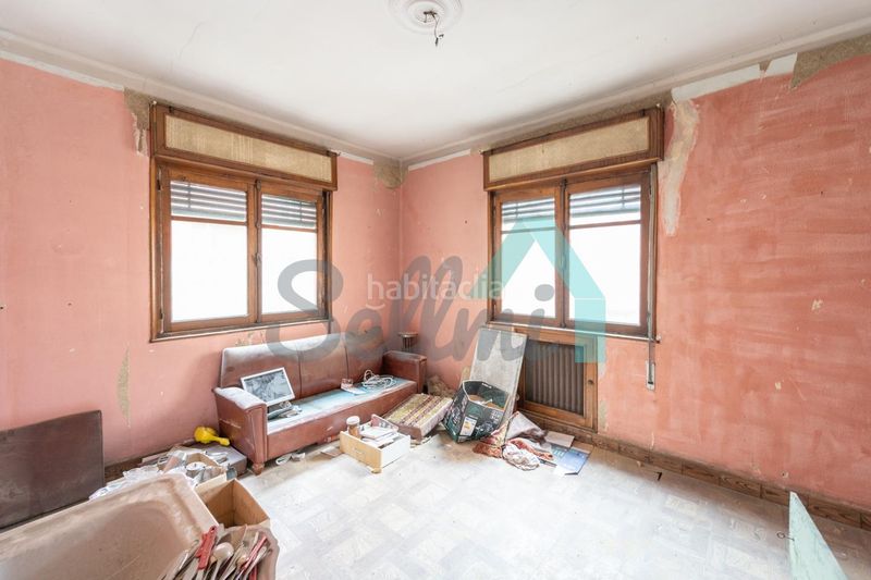 Foto 9fb710ac-a0ad-467a-aca3-1b9c803d3fad. Edificio en Sama Langreo