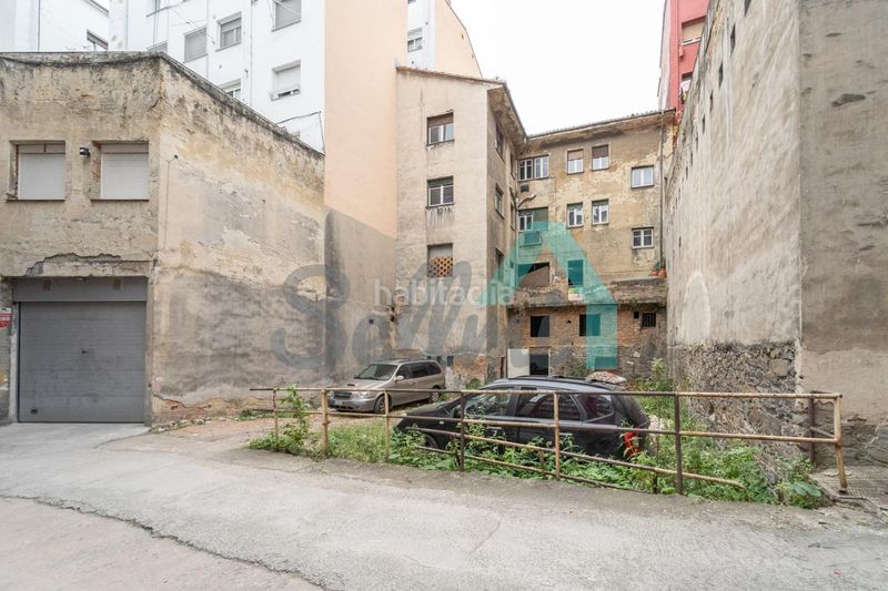 Foto d800ec63-e57d-430e-a57a-451f6b193ede. Edificio en Sama Langreo