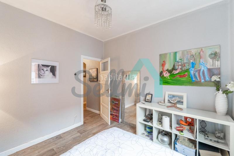 Foto 4d7e1b47-d215-40b6-8066-3c4c73795140. Etagenwohnung in Milán - Pumarín Oviedo