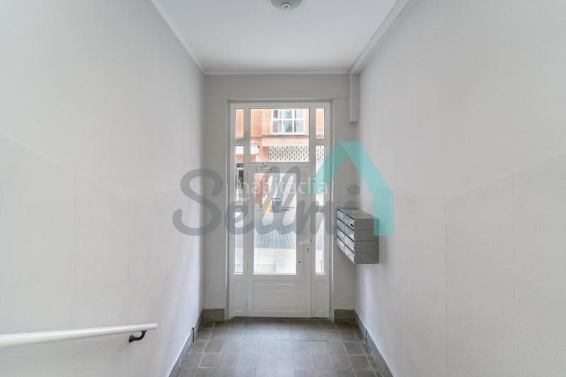 Foto 65d1bfb3-54c5-4727-bde0-c29c4dbd32c8. Etagenwohnung in Milán - Pumarín Oviedo