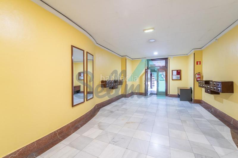 Foto 161098b0-42b0-4ec6-97c0-da9a9ade2460. Appartamento con riscaldamento in Parque San Francisco - Uría Oviedo