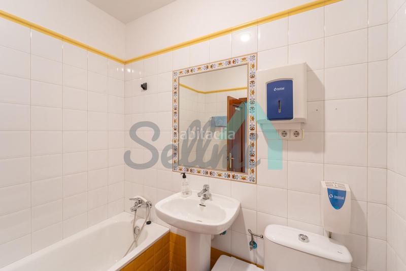 Foto 1ce55464-9be9-49f0-bf71-aa4e9ac810a7. Appartamento con riscaldamento in Parque San Francisco - Uría Oviedo