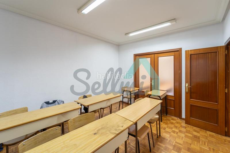 Foto ead58916-d5d7-4427-b8f5-5a1a3bd440fc. Appartamento con riscaldamento in Parque San Francisco - Uría Oviedo