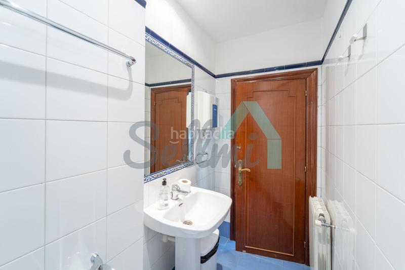 Foto e9ff5de8-b49a-4e55-96c8-7aeab8454929. Piso en Parque San Francisco - Uría Oviedo
