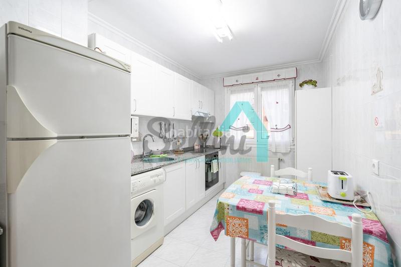 Foto fcbd6388-2b58-44b9-805f-d68219e27668. Affitto appartamento con riscaldamento in Contrueces Gijón