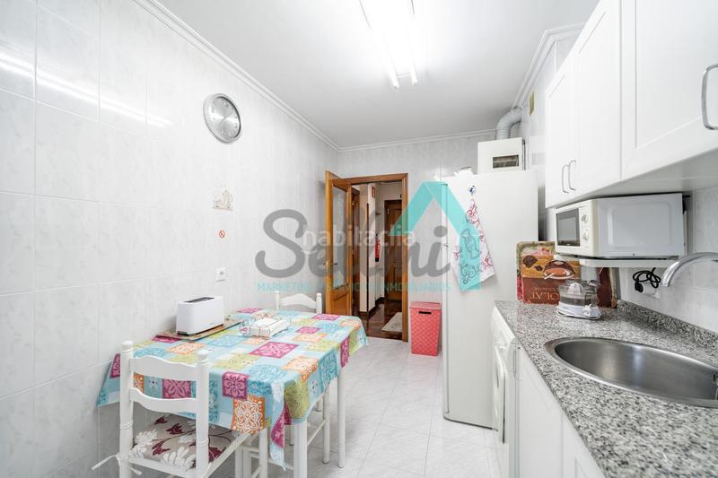 Foto 660cbe70-85d5-4365-b2d4-423d33860ee8. Location appartement avec chauffage dans Contrueces Gijón