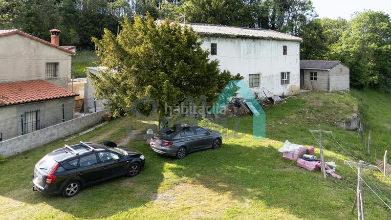 Foto 522122df-1d14-4b61-8a67-b003f4ff722d. Casa en Viella-Granda-Meres Siero